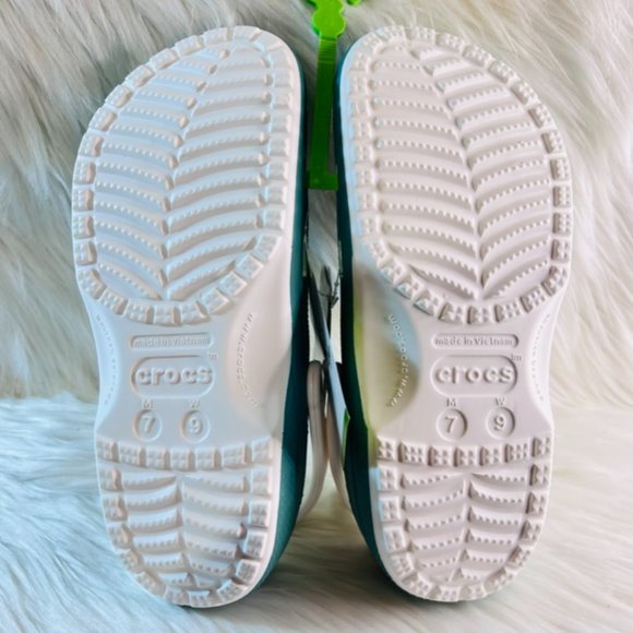 Super cute pink Mickey Mouse sandals  New with tags  Never used  Very soft  Prim - Picture 7 of 7